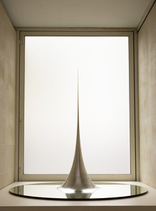 Conceptual Form 006, Surface of revolution with constant negative curvature, 2006, aluminum, mirror
