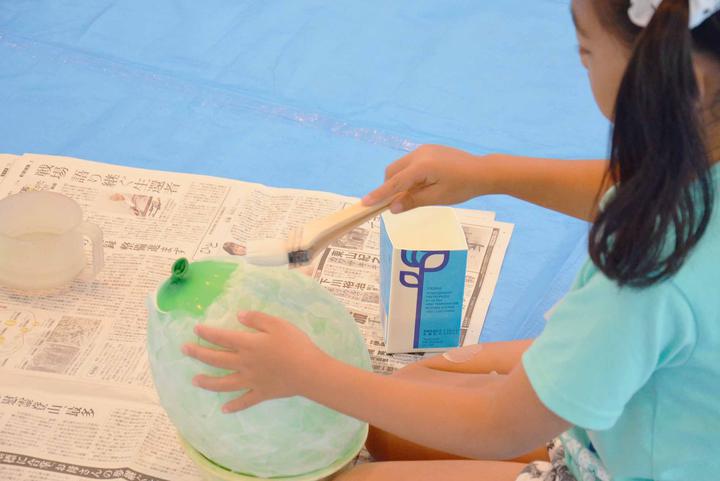 風船と和紙でつくろう 張り子のランプ ワークショップ Mimoca 丸亀市猪熊弦一郎現代美術館